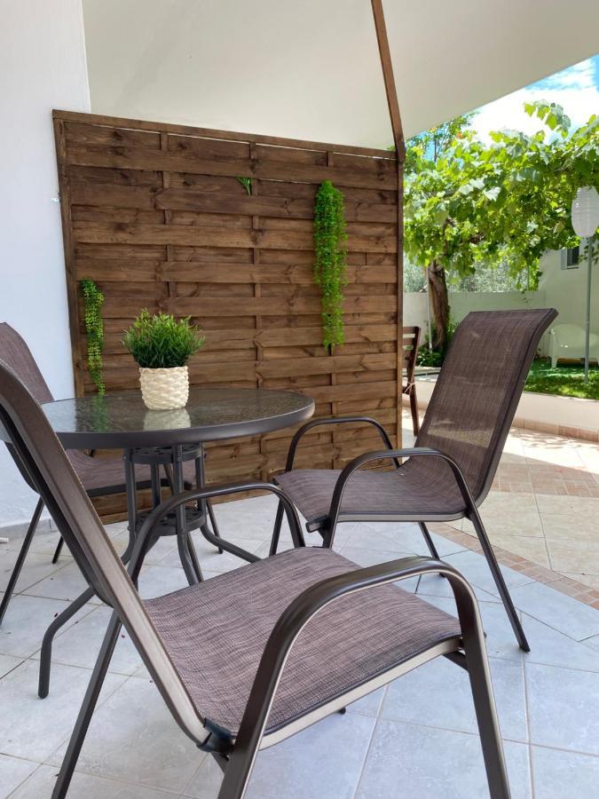 V-Suites Potos Bagian luar foto
