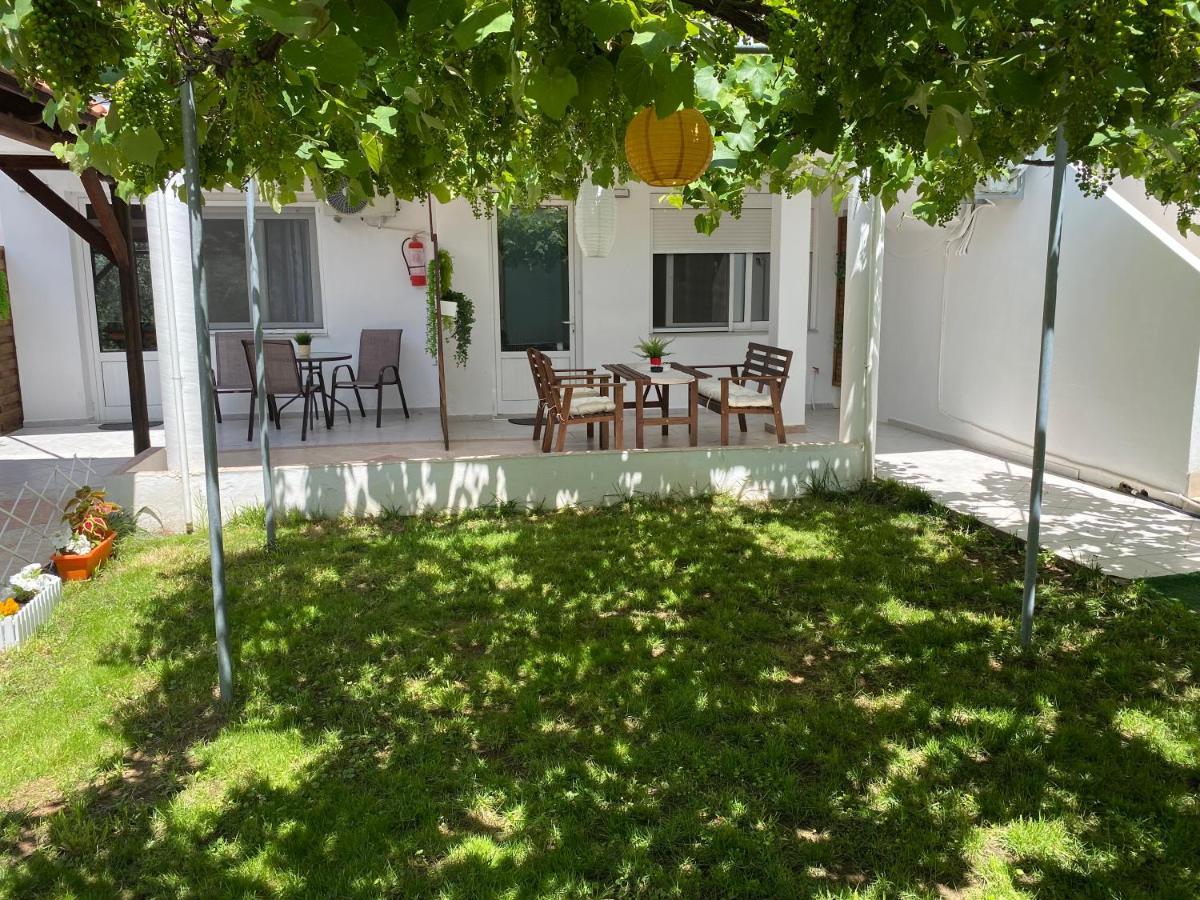 V-Suites Potos Bagian luar foto
