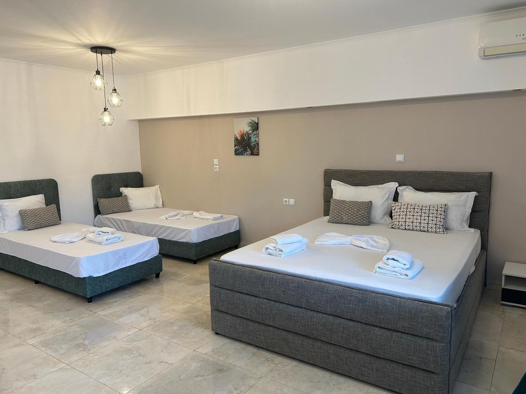 V-Suites Potos Bagian luar foto