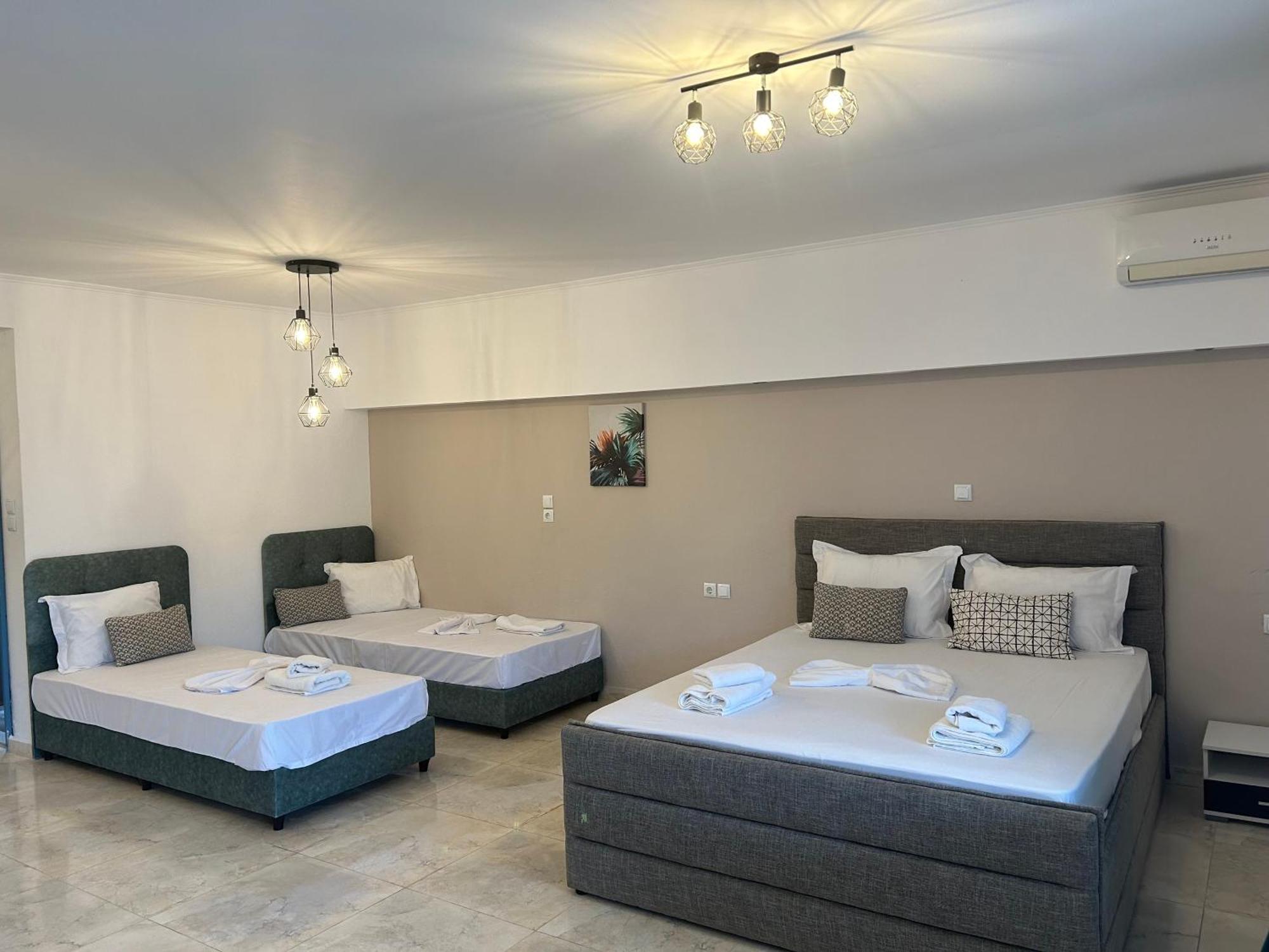 V-Suites Potos Bagian luar foto